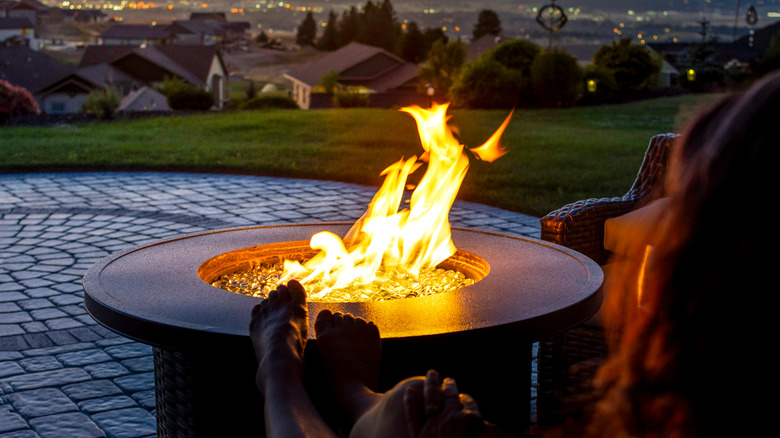 natural gas fire pit