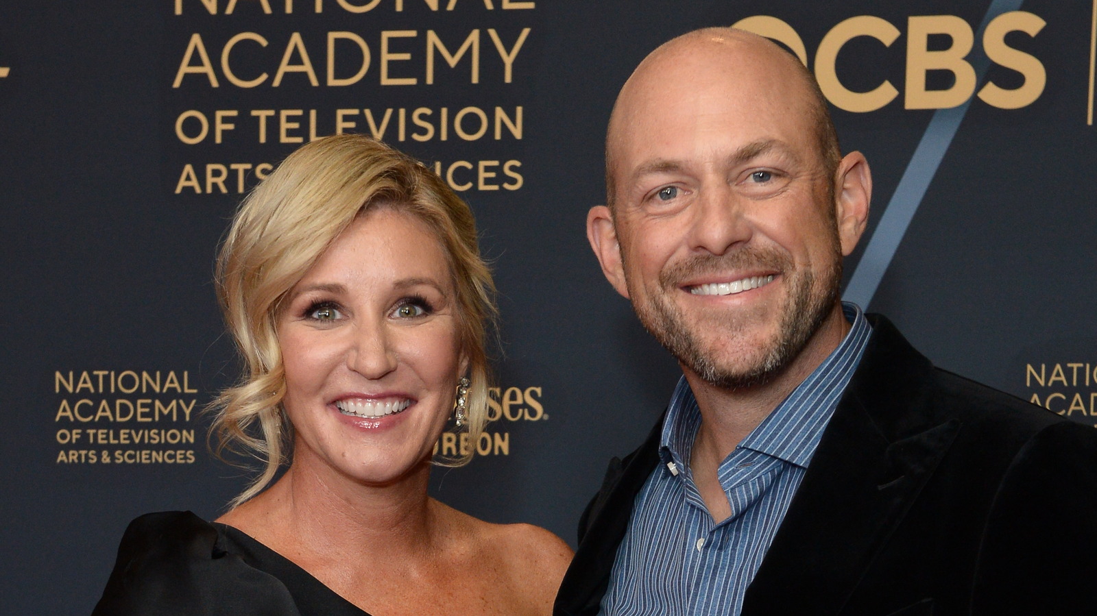 Fixer To Fabulous' Jenny Marrs Ditches A Traditional Bathroom Design