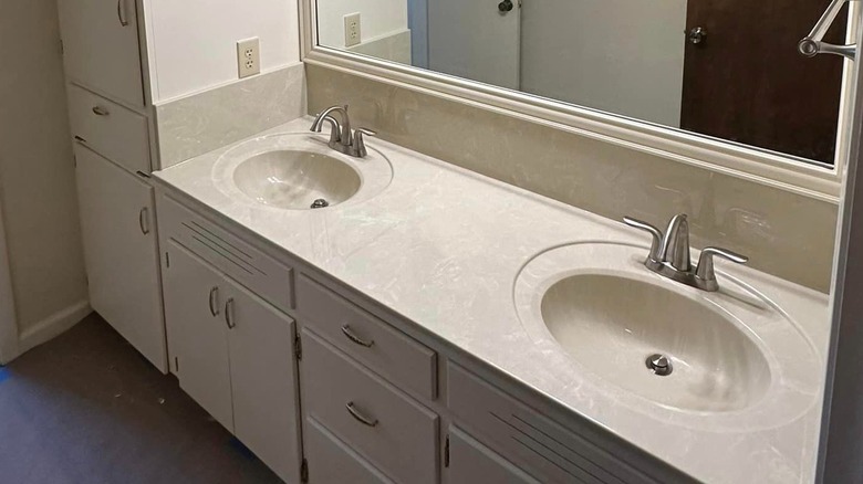 Cultured marble countertop in bathroom