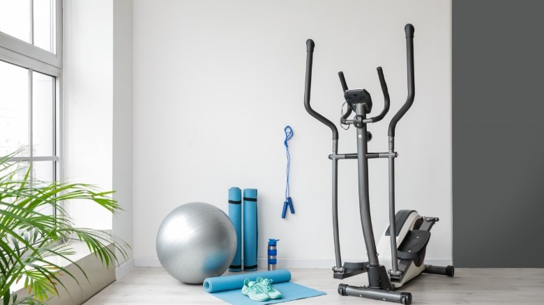 Home gym flex space 