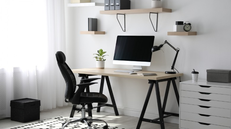 Home office space 