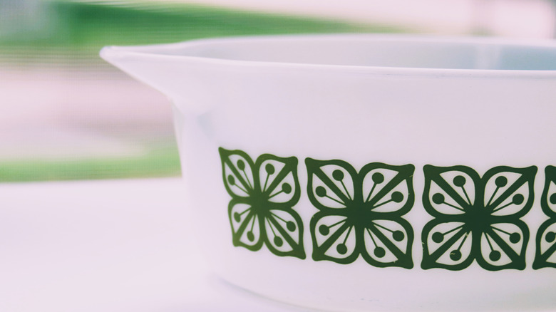 vintage Pyrex dish