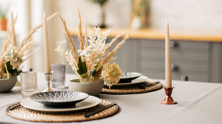 rustic table setting dinner party