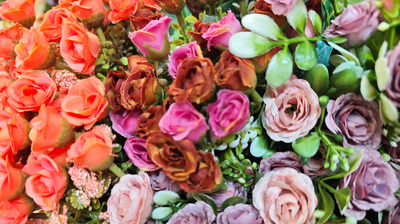Artificial roses
