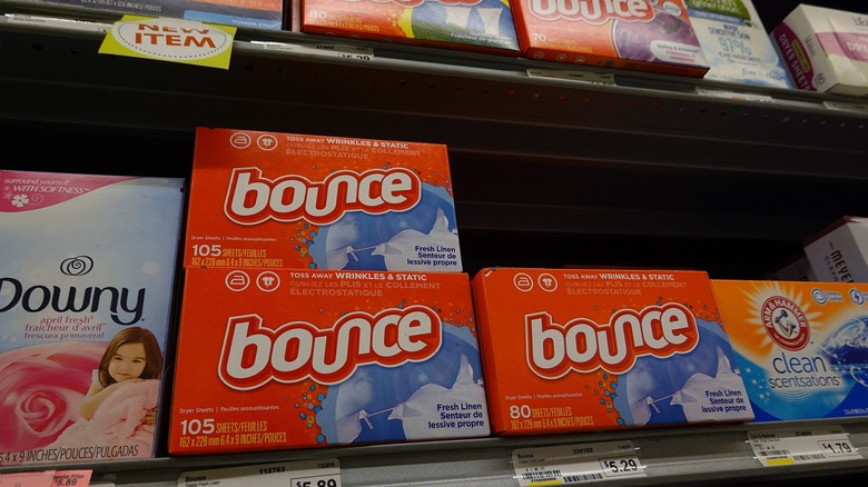 Boxes of dryer sheets