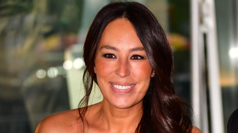Joanna Gaines smiling 