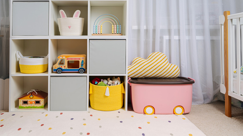 Children's room with cube shelves