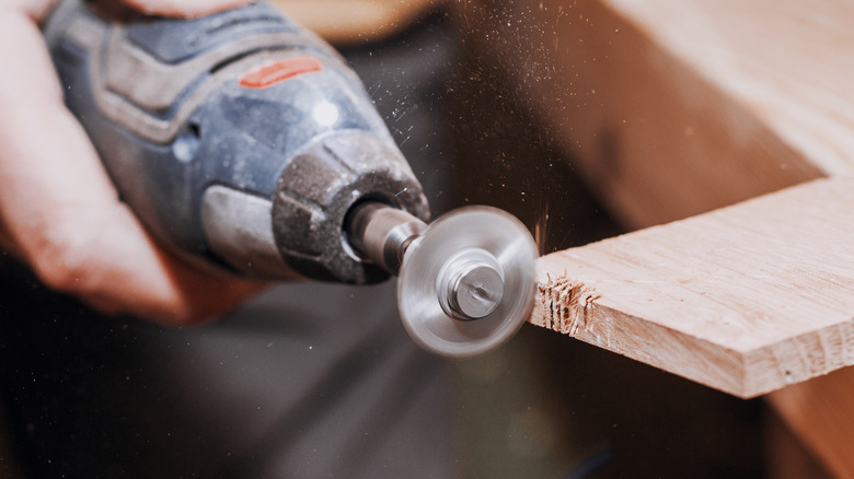 Shaping wood with rotary tool