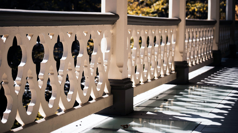 black and white deck railing