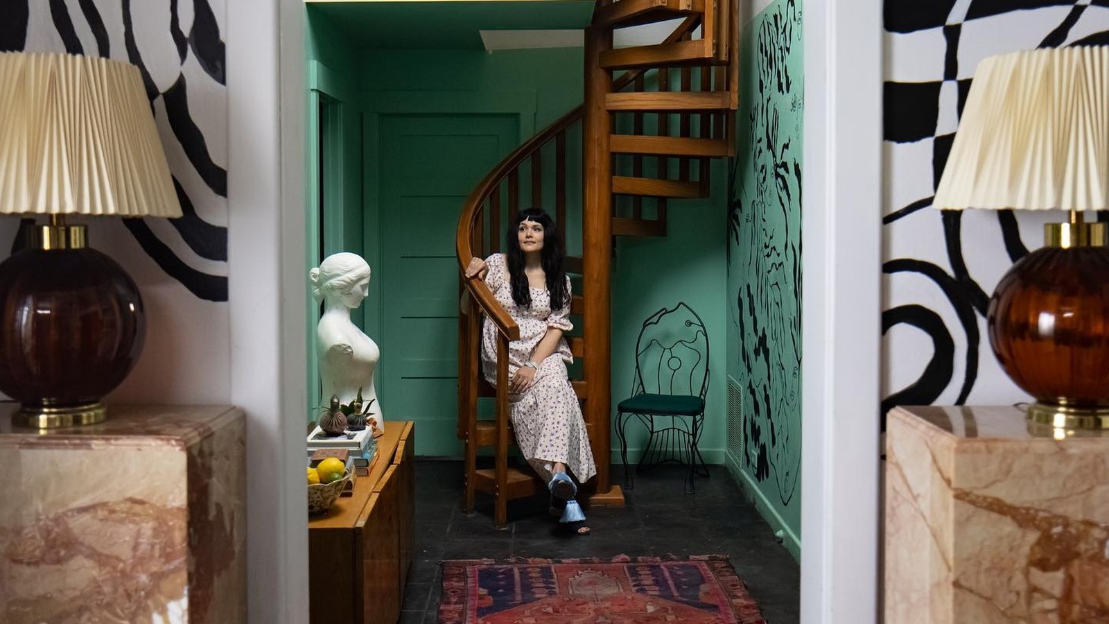 Get Inspired By This Entryway Makeover That Feels Like A Resort Lobby