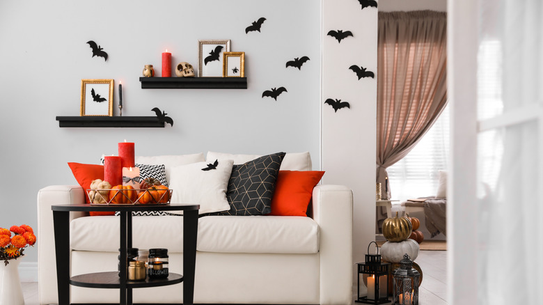 Bat wall decor
