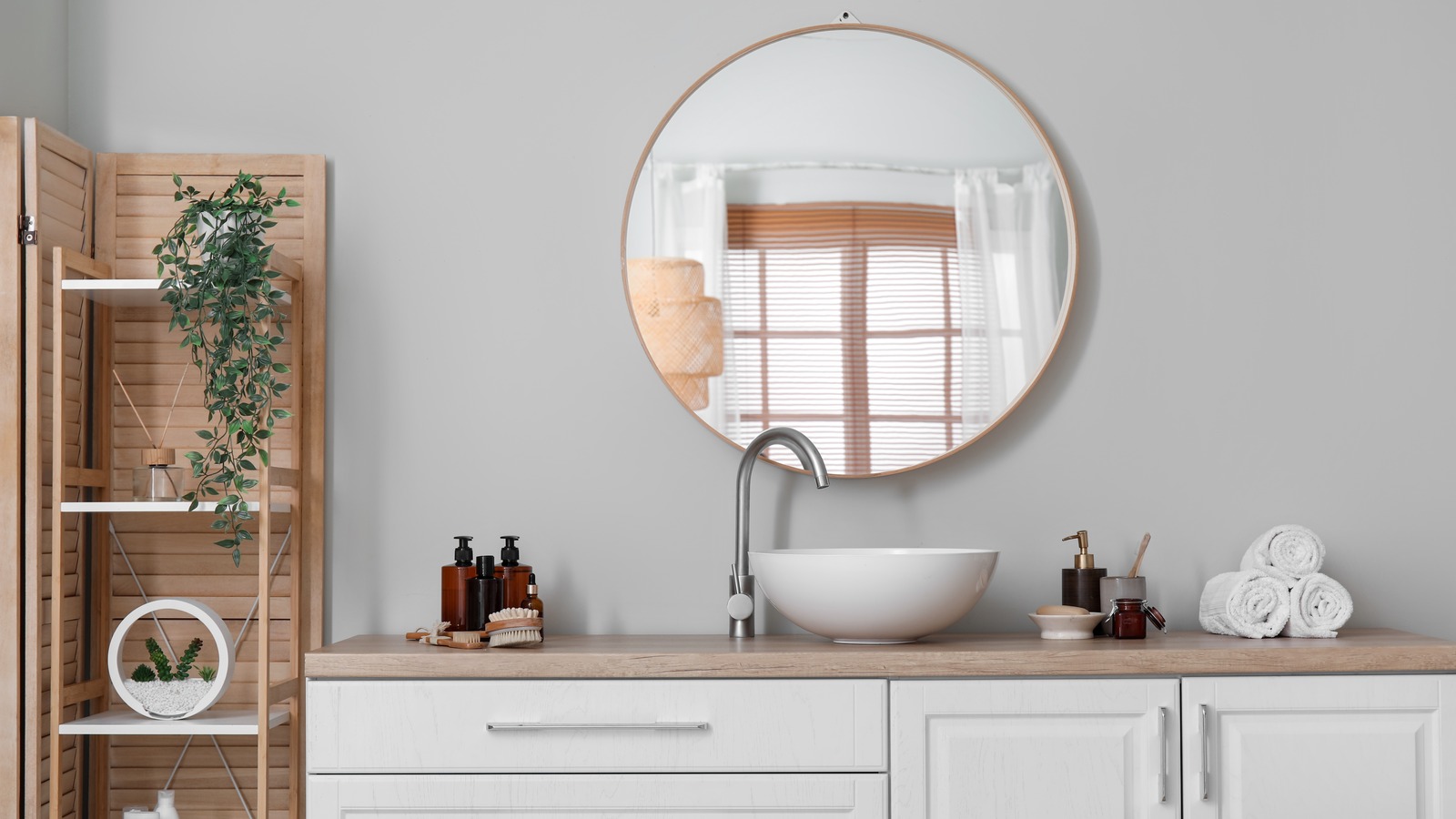 TikTok ads for home decor in a modern bathroom