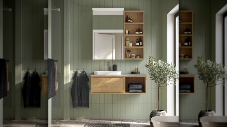A cleanly desgined bathroom with a modern aesthetic.