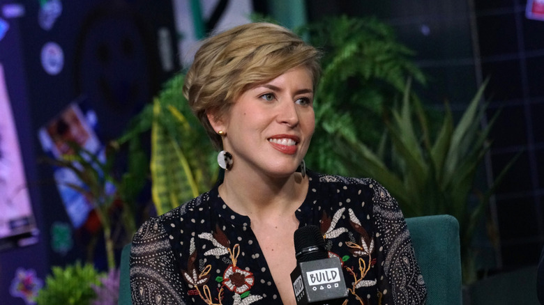 Erin Napier smiling at an interview