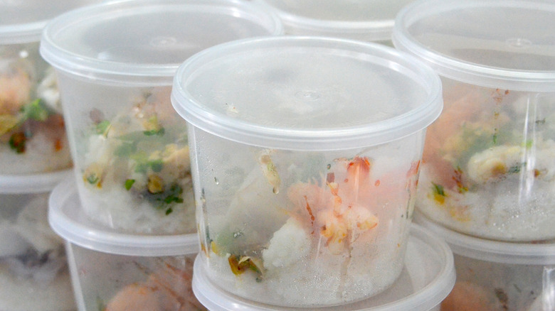 plastic takeout containers