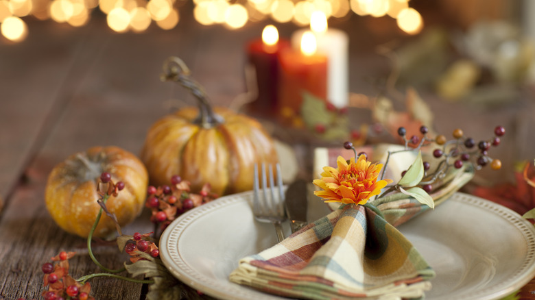 Vibrant Thanksgiving decorated table