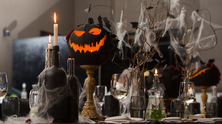 Halloween table