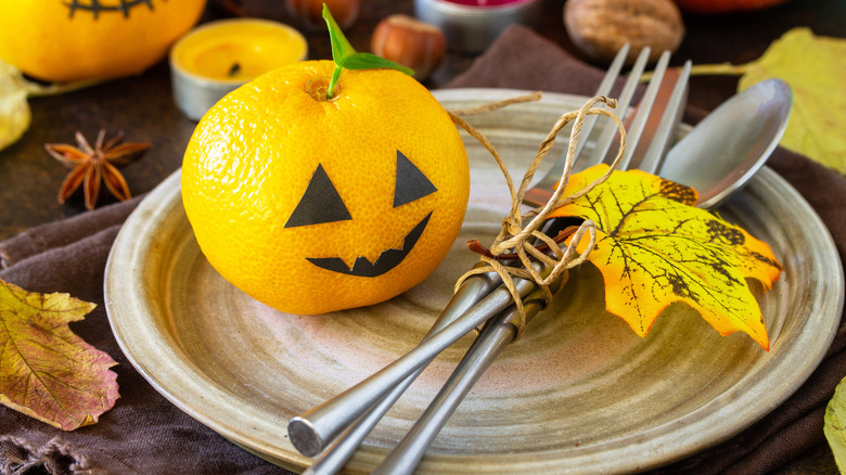Halloween wooden table setting