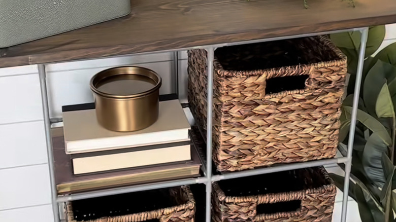 Storage rack used for baskets and books