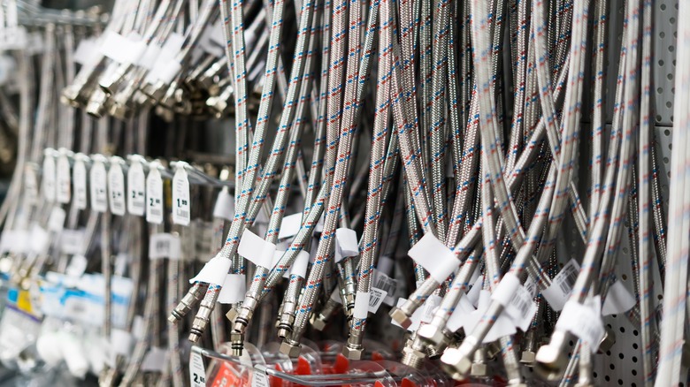 Braided supply hoses