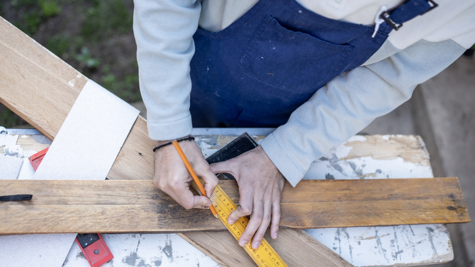 He Made A Mini Bridge For His Backyard With Zero Tools