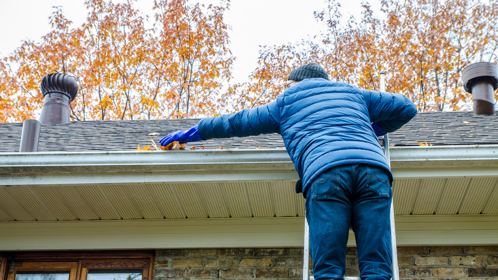 Missing Gutter Here's A No-Tool Step You May Be Missing When Cleaning Your Gutters