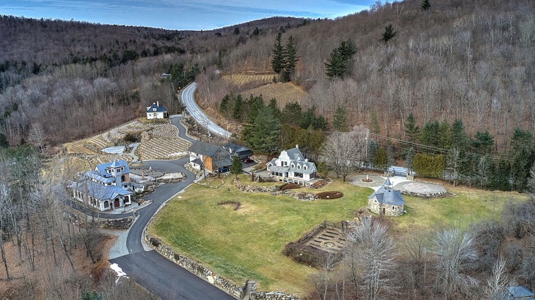 Aeriel-view of Quebec mansion