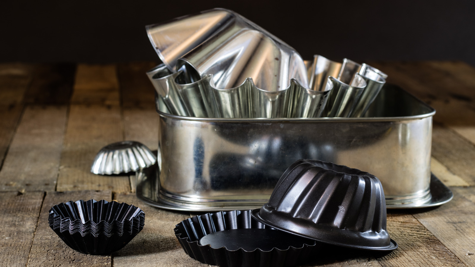 Rust Prevention: How to Prevent and Remove Rust Stains in Metal Bakeware