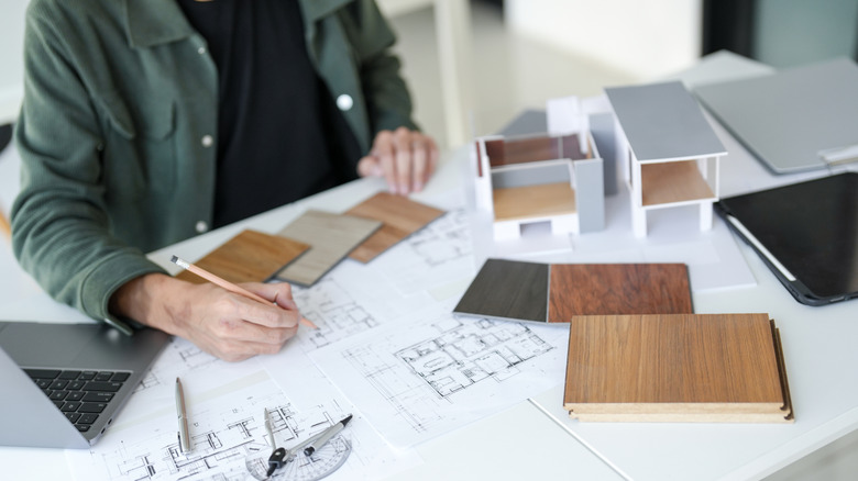 planning a floor using floor samples