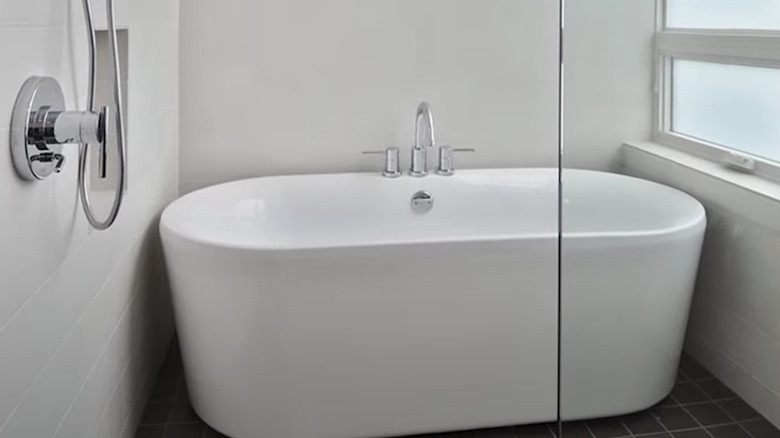oval and freestanding bath