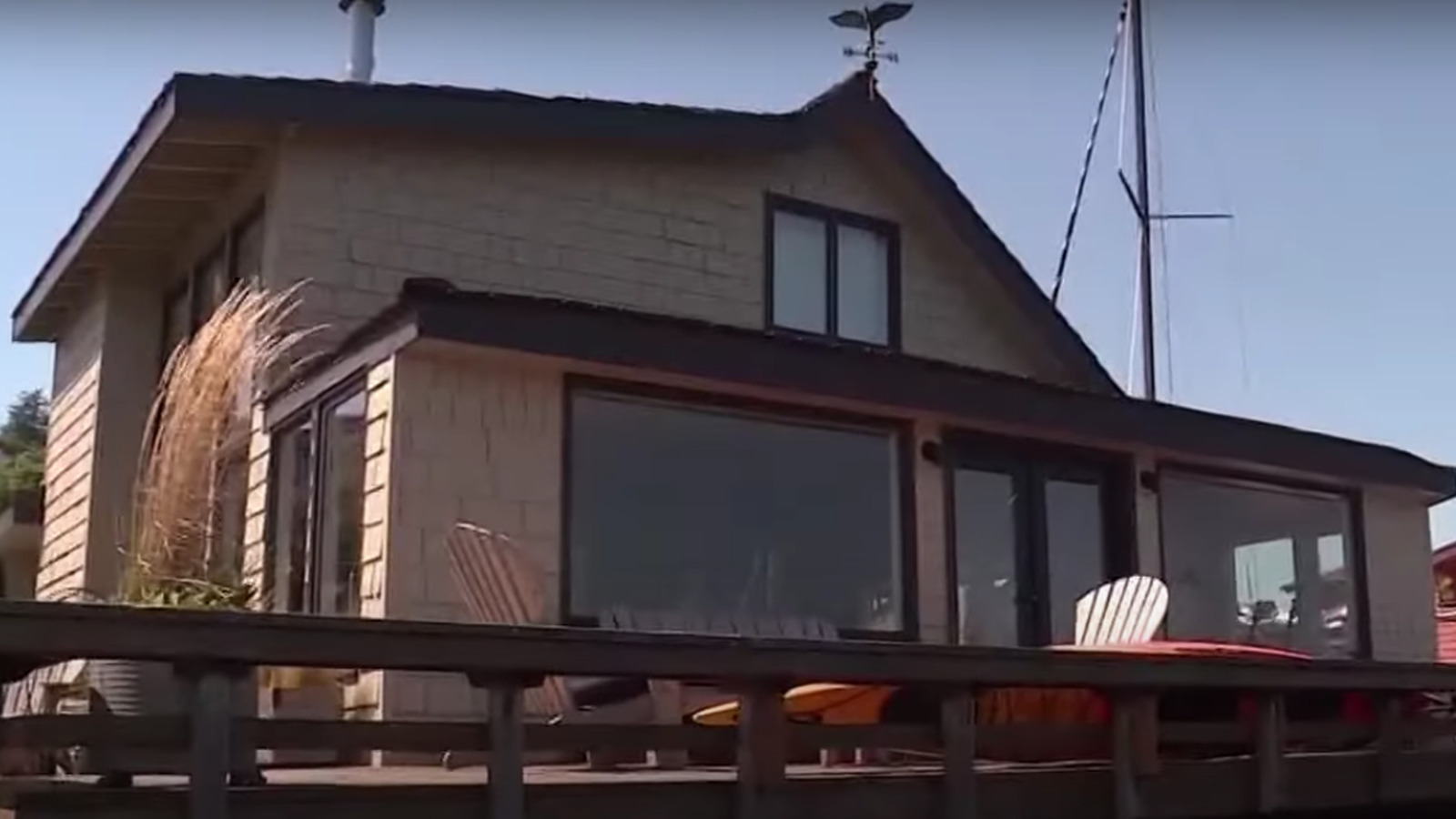 Here's Where You Can Visit The House Boat From Sleepless In Seattle