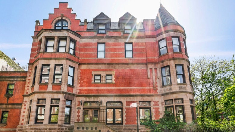 Exterior of Royal Tenenbaums house