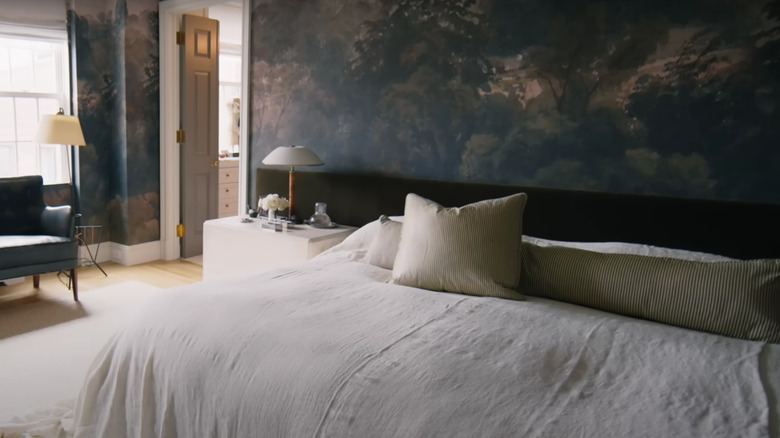 Nate Berkus and Jerimiah Brent's bedroom