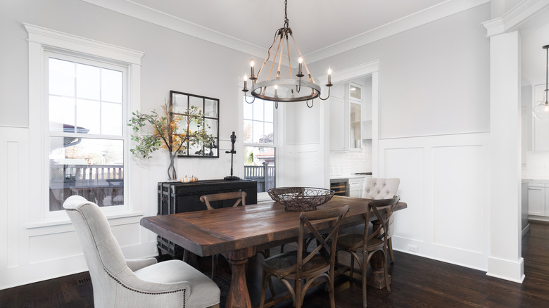 dining room chandelier