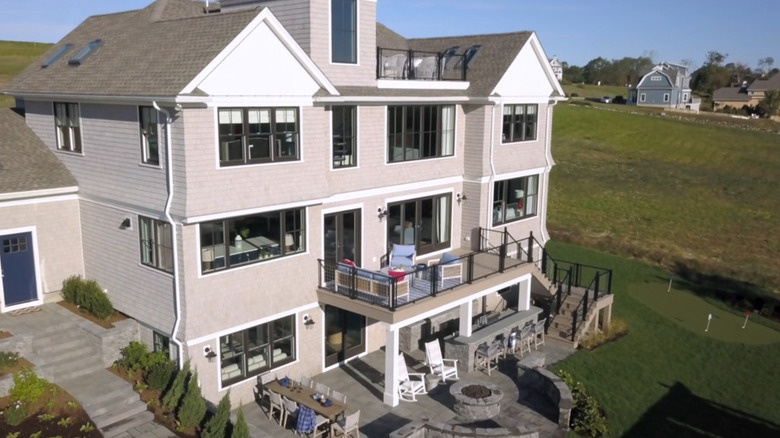 The back view of a large house that was HGTV's 2021 Dream Home