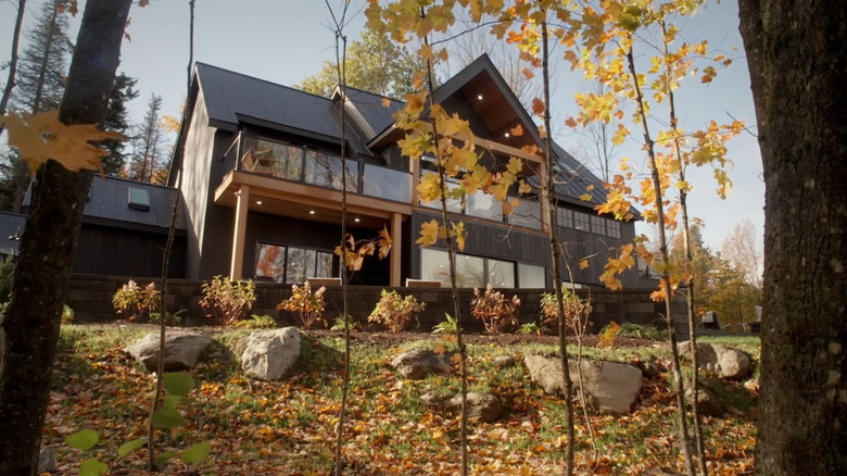 The back of the rustic, modern cabin that was the 2022 HGTV Dream House