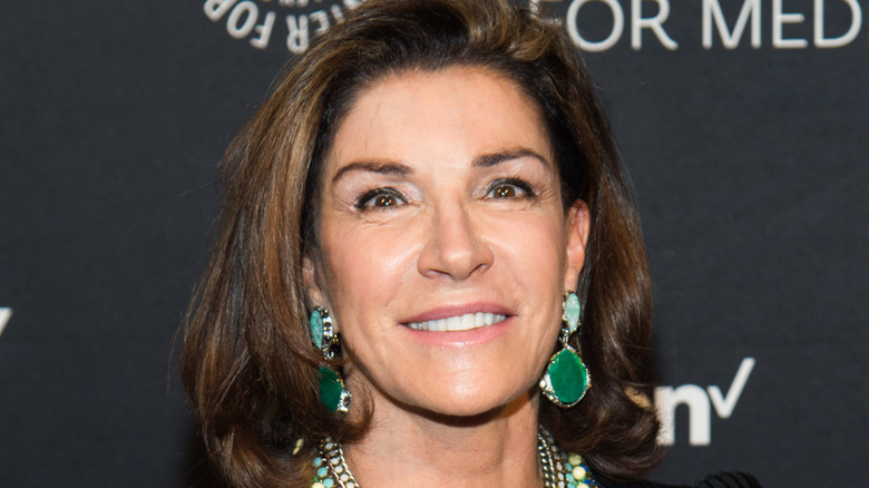 Hilary Farr posing at an event