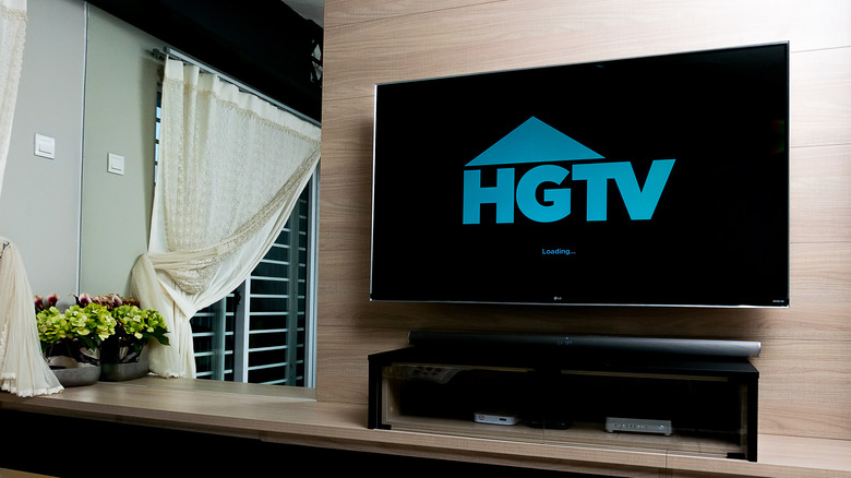 HGTV television living room