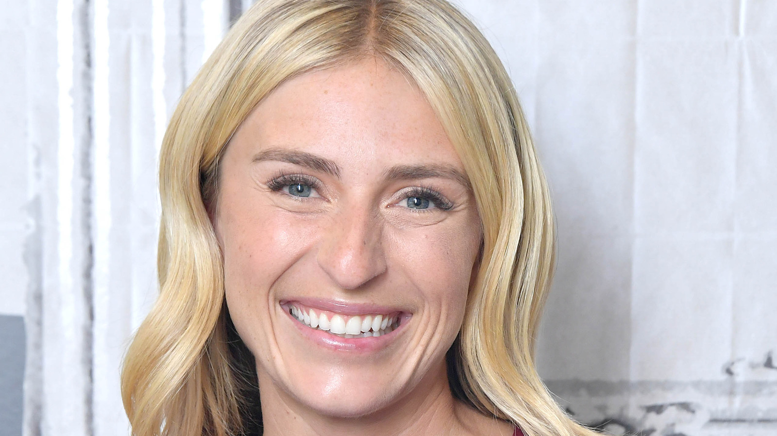 HGTV Jasmine Roth Discusses The Renovation Mistakes That Could Wreck