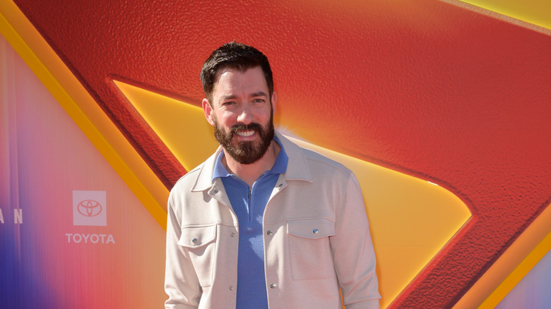 close-up of HGTV star Drew Scott at event