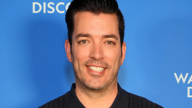 HGTV's Jonathan Scott smiling