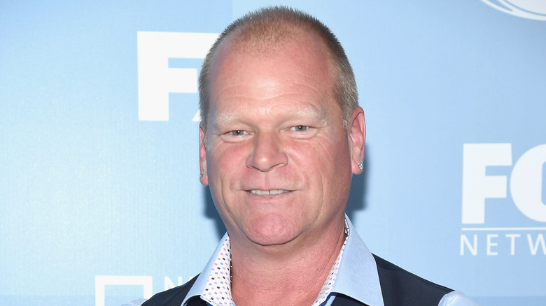 Mike Holmes smiling at the 2015 FOX Programming Presentation event