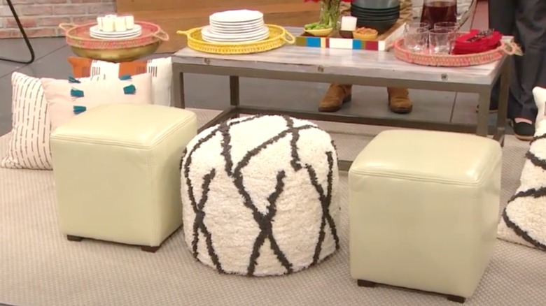 In this video clip from Rachael Ray Show, Nate Berkus demonstrates and explains an easy outdoor party setup.