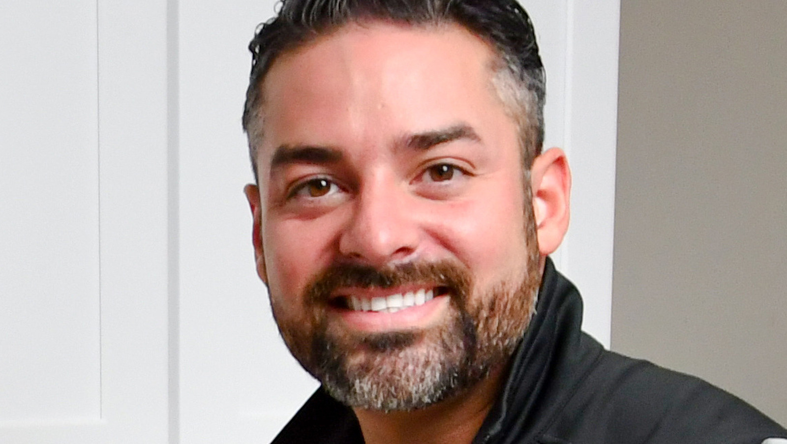 HGTV's Rico León Talks Bad Contractors And Saving Your Stalled Reno