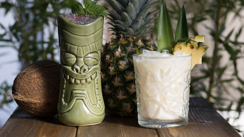 tiki glass cocktail