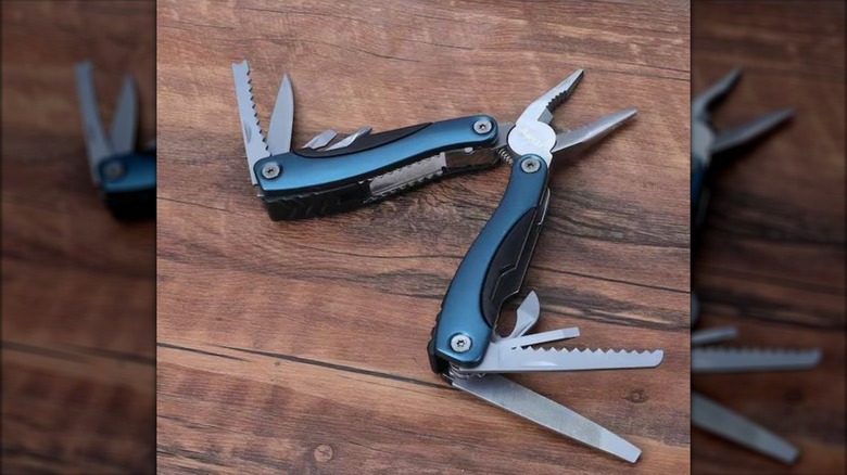 closeup on open Anvil multi-tool