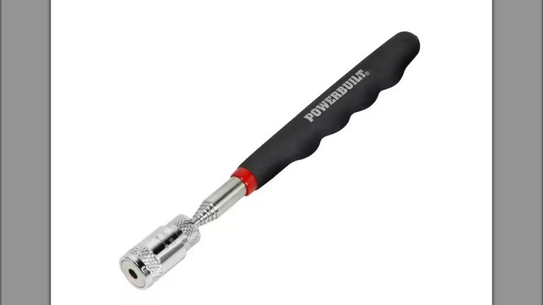closeup on Powerbuilt magnetic pick up tool