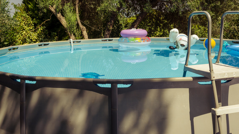 above ground outdoor pool