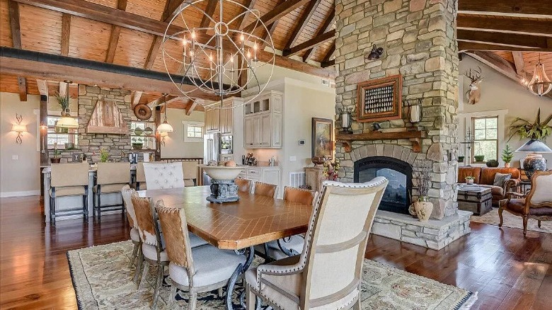 dining room