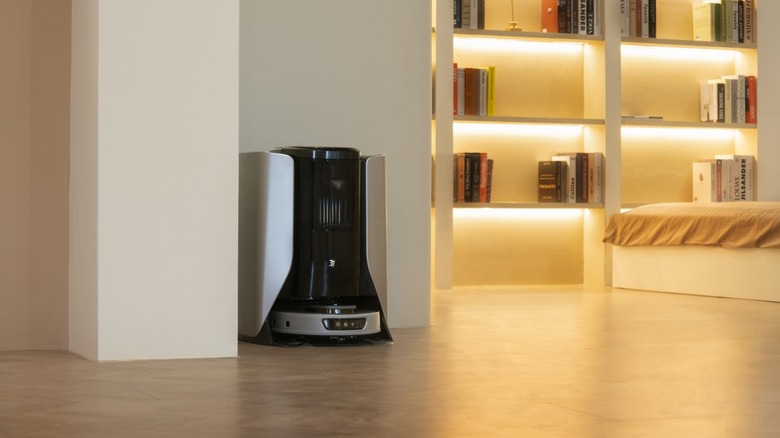 A 3i S10 Ultra robot cleaner docked in its base